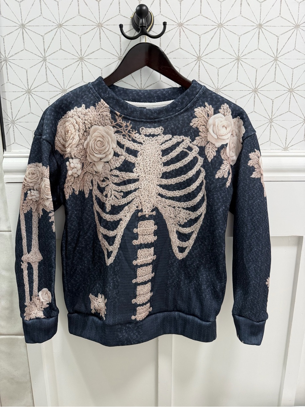 Floral Skeleton Rib Cage Acid Wash Sweatshirt – Size Small